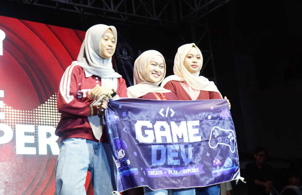 Penampilan Student Club Game Dev
